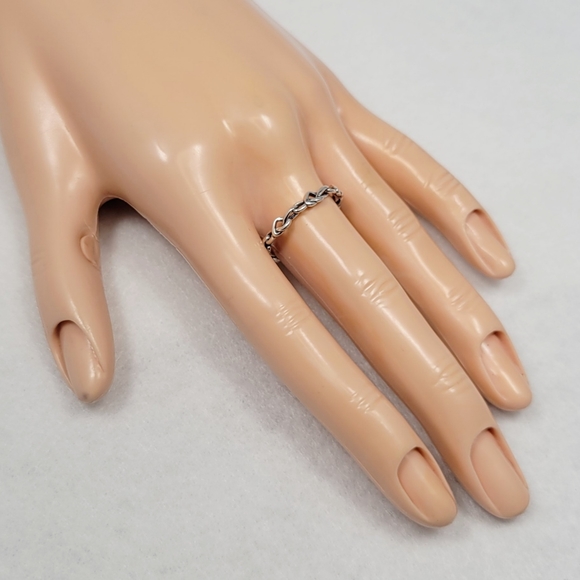 Heart Knot Chain Band - Picture 11 of 14